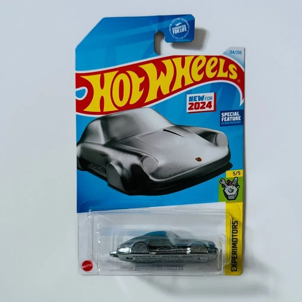 2024 Hot Wheels Chrome Porsche‎ 911 Keychain